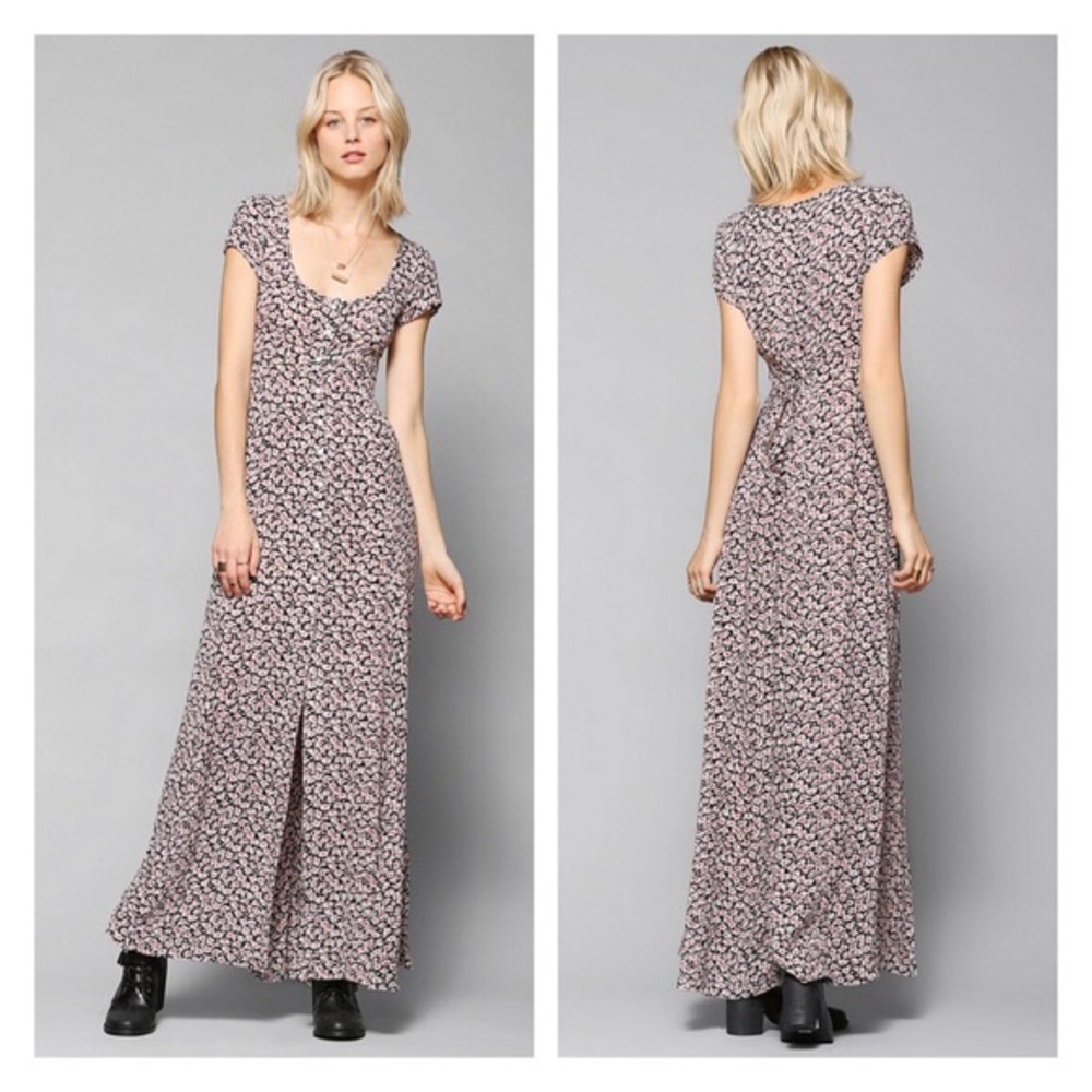 Urban Outfitter Georgina Floral Maxi Dress